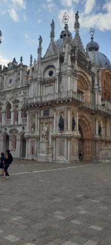 VELENCE - PADOVA - TREVISO - A lagúnák világa - Murano és Burano szigetekkel