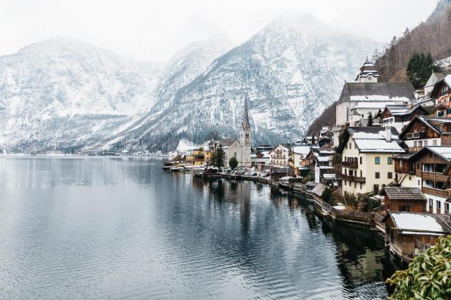SZILVESZTER A SALZKAMMERGUTI TAVAKNÁL - Hajózással Hallstatti tavon és a Wolgang See-n! Salzburg, Bad Ischl és a Katrin Alm