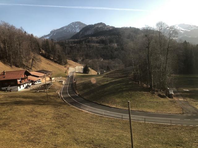 SVÁJC IKONIKUS HEGYEI KÖZÖTT UTAZUNK - Álomutazás a Glacier Expresszel a téli Alpokban - ahogy még sosem látta!