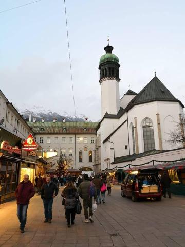 ADVENT TIROLBAN - Innsbruck, Seefeld, Hall in Tirol, Artstetten kastélya és a Chiemsee hajóval