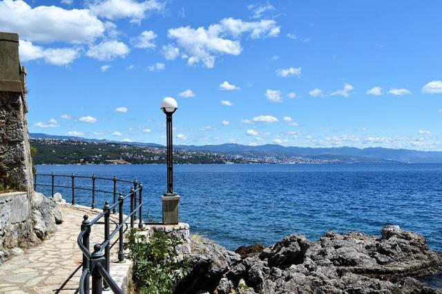 KARNEVÁL RIJEKA - Varasd és Zágráb. KRK sziget kirándulás