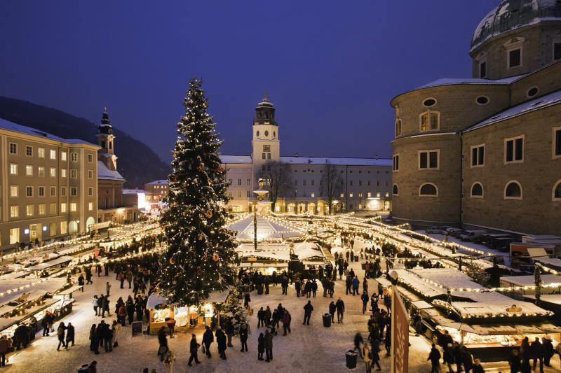 ADVENT SALZBURGBAN ÉS A SALZKAMMERGUTI TÓVIDÉKEN - Hellbrunn karácsonyi vására, Zwölferhorn felvonóval, Sankt Wolfgang és Hallstat