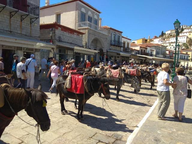 ANTIK GÖRÖG NAGYKÖRUTAZÁS - Athén, Korinthosz, Nafplion, Delphoi a Szarón-szigetek