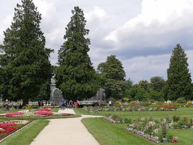 PRÁGAI HÉTVÉGE - Karlovy Vary, Marienbad és Lednice, Česke Budejovice és Česky Krumlov