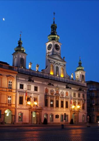 PRÁGAI HÉTVÉGE - Karlovy Vary, Marienbad és Lednice, Česke Budejovice és Česky Krumlov