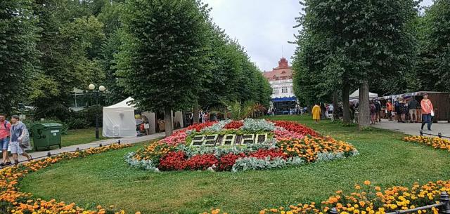 PRÁGAI HÉTVÉGE - Karlovy Vary, Marienbad és Lednice, Česke Budejovice és Česky Krumlov