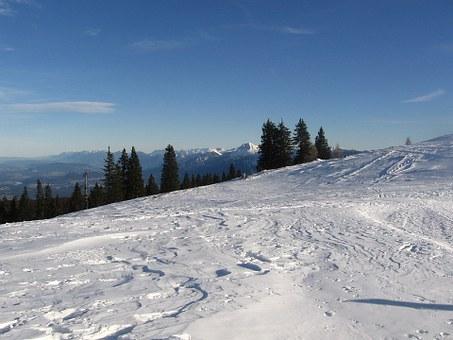 SZILVESZTER A FESTŐI KARINTIÁBAN - Páratlan panoráma útvonalak, várak és kastélyok ünnepkor. Klagenfurt és Villach, Pyramidenkogel