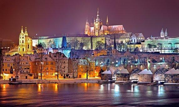 ARANY PRÁGA SZILVESZTERKOR - Pozsony, Brno, Telc, Cesky Sternberk vára és Karlovy Vary