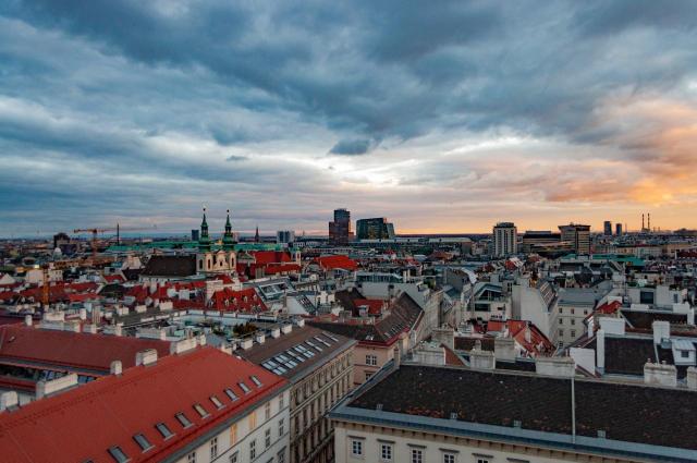 A történelmi Pozsony és hajókirándulás Bécsbe