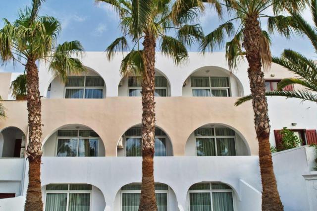 Hotel Makarios