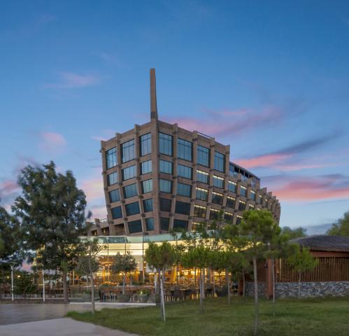 Noah's Ark Deluxe Hotel & Spa