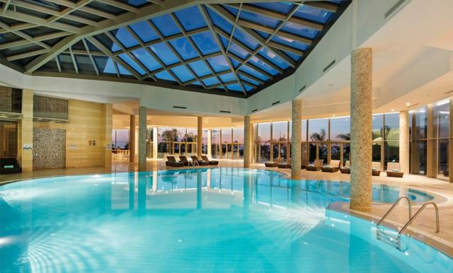 Noah's Ark Deluxe Hotel & Spa