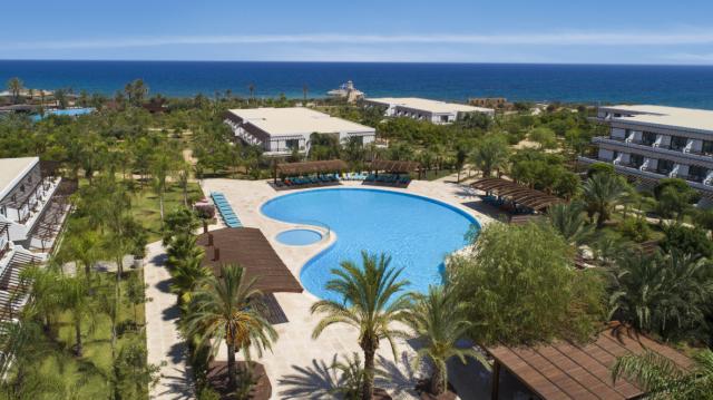 Noah's Ark Deluxe Hotel & Spa