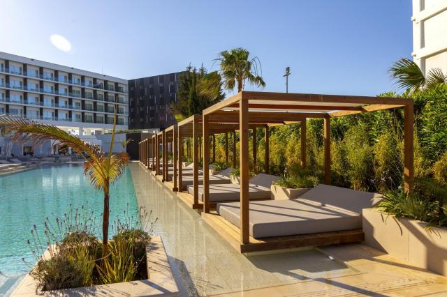 Chrysomare Beach Hotel & Resort