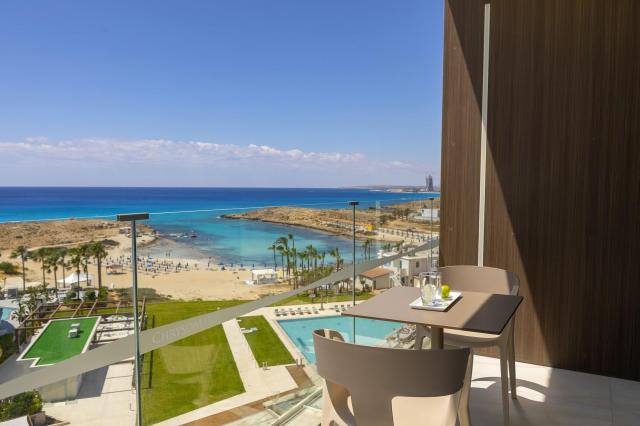 Chrysomare Beach Hotel & Resort