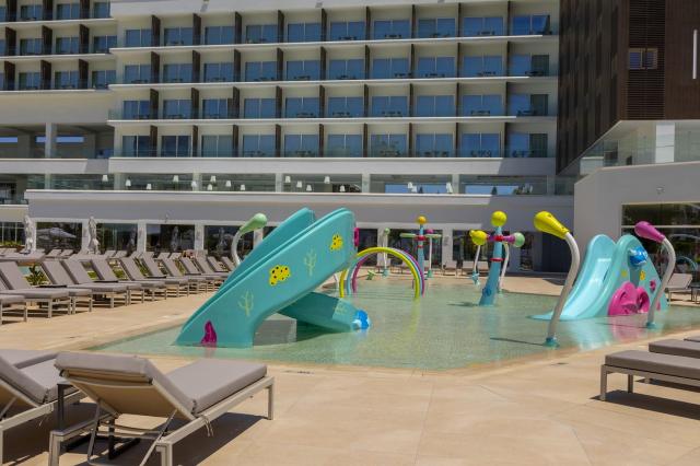 Chrysomare Beach Hotel & Resort
