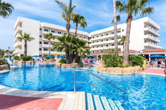 Nissiana Hotel & Bungalows
