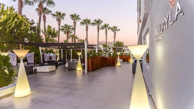 Margadina Lounge Hotel
