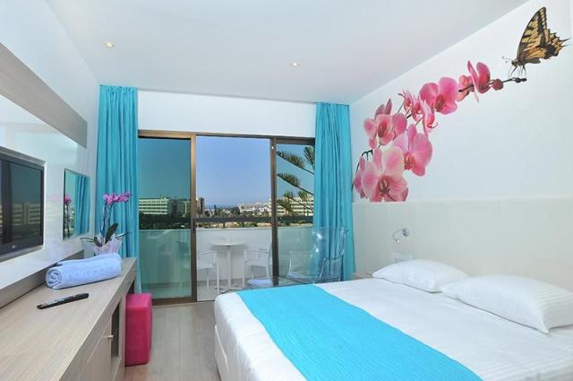 Margadina Lounge Hotel