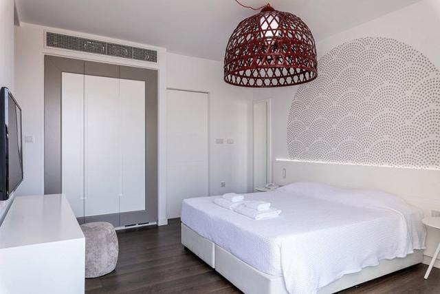 Margadina Lounge Hotel