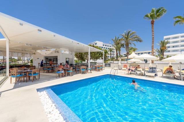 Tasia Maris Beach