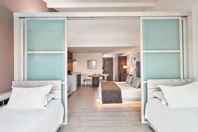 Atlantica Mare Village