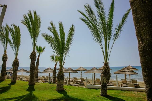 Golden Bay Beach