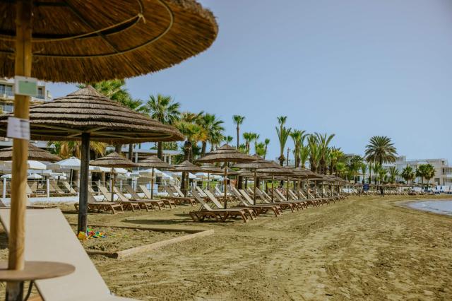 Golden Bay Beach