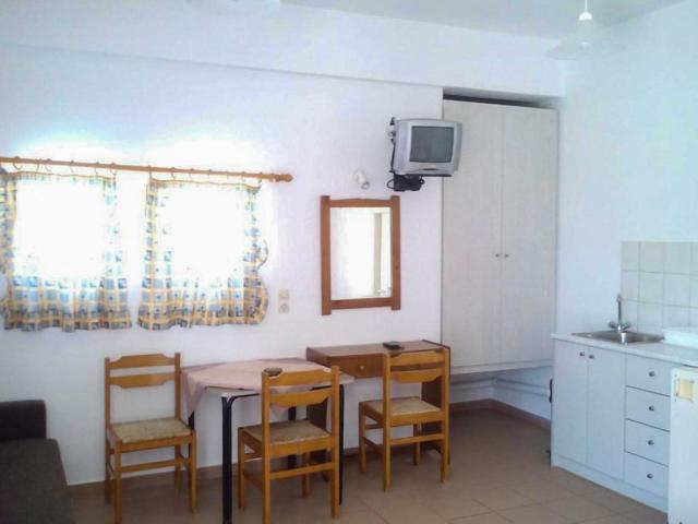 Dimitra Hotel & Apartments