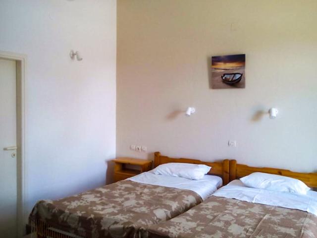 Dimitra Hotel & Apartments