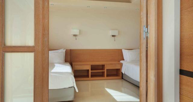  Esperos Mare Resort