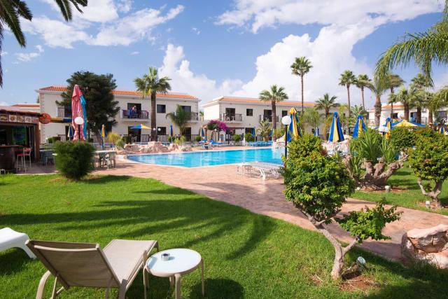 Loutsiana Premium Aparthotel