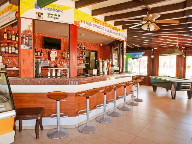 Loutsiana Premium Aparthotel