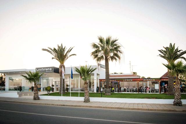 Loutsiana Premium Aparthotel