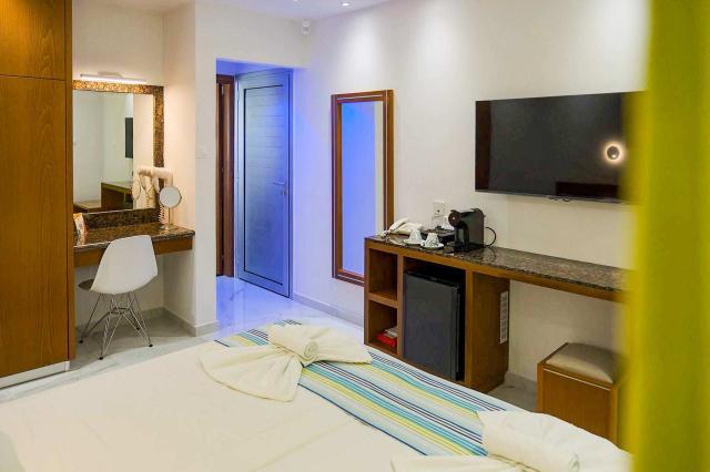 Loutsiana Premium Aparthotel