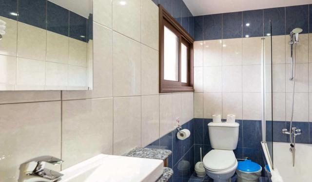 Loutsiana Premium Aparthotel