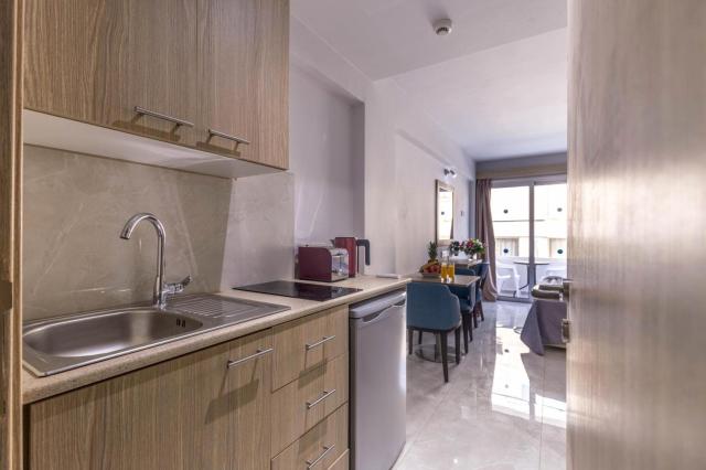 Paul Marie Aparthotel