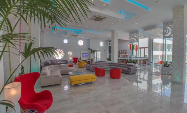 Nicholas Color Hotel budapesti indulás