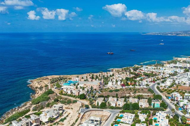 Akteon Holiday Village