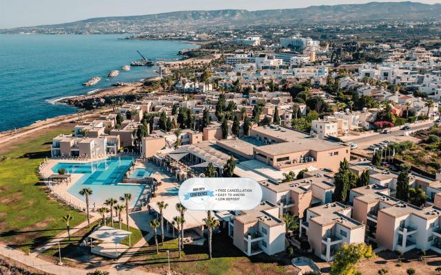 Akteon Holiday Village