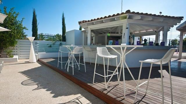 Margadina Lounge Hotel