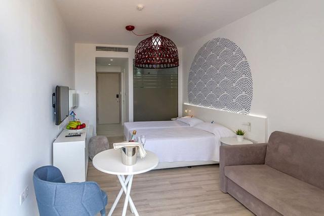 Margadina Lounge Hotel