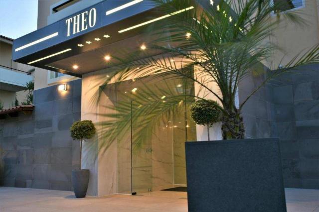Hotel Theo