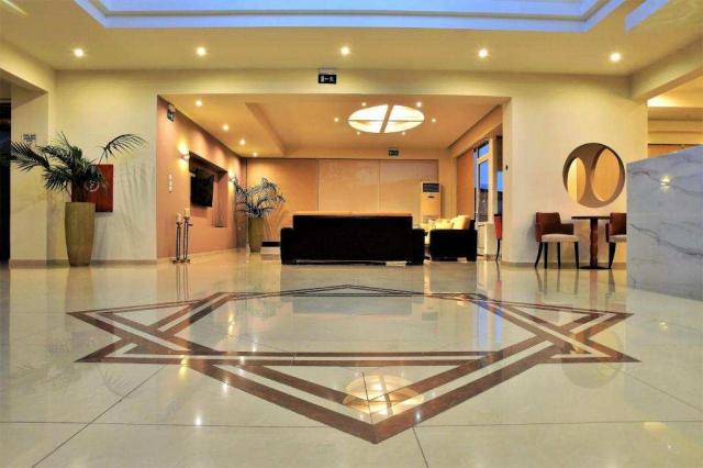 Hotel Theo