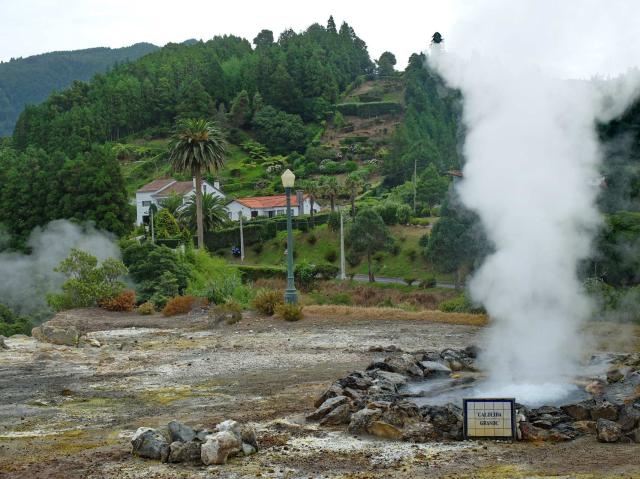 Azori-szigetek (Sao Miguel) és Lisszabon