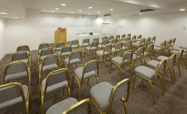 Melpo Antia Hotel and Suites