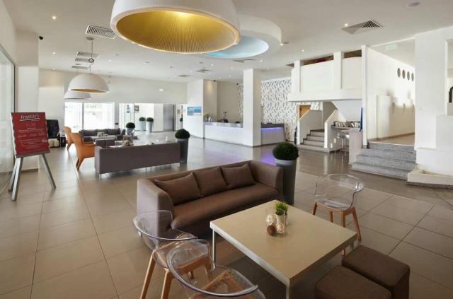 Melpo Antia Hotel and Suites