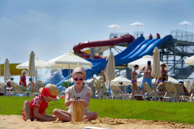 Louis Phaethon Beach