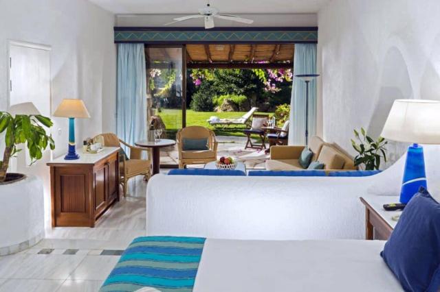 Coral Beach Rotana Resort Tiran