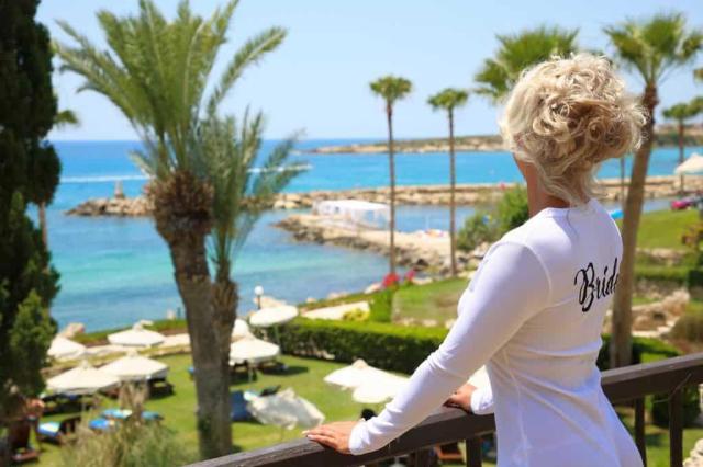 Coral Beach Rotana Resort Tiran